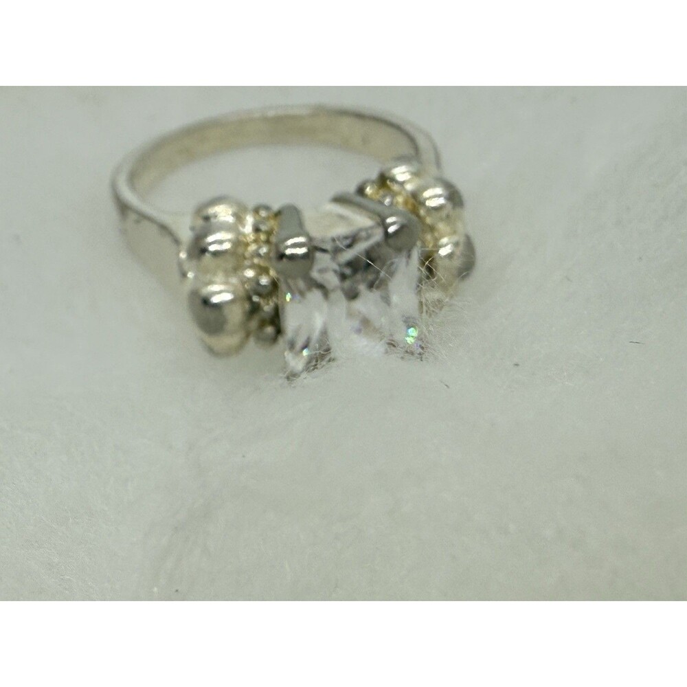 STERLING SILVER 925 EMERALD CUT ARTISIAN BEAD BAND SOLITAIRE RING Sz 5.5